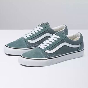 Vans Old Skool 7.5 women 6.0 men’s